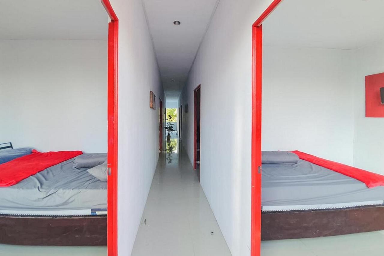 Sky Residence Tomohon Mitra Reddoorz エクステリア 写真